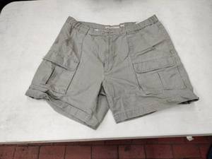 lot 63812 image: Savage Hiking Cargo Shorts - 38