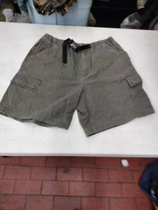 lot 63817 image: Vintage Green Cherokee belted hiking shorts - L