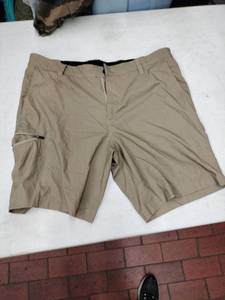lot 63820 image: Hawke and Co. khaki Shorts - 36