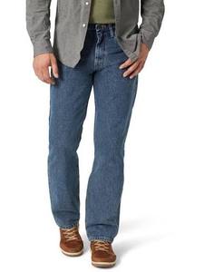 lot 63793 image: Wrangler Relaxed Fit Blue Jeans