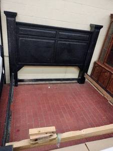 lot 60997 image: King Size Traditional Black Wood Panel Bed Frame