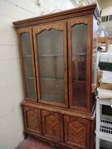 lot 61006 image: French Provincial style china cabinet