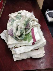 lot 61061 image: Miscellaneous Kitchen Towels