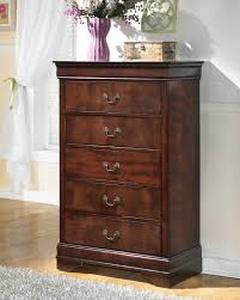 Ashley Alisdair 5-Drawer Chest