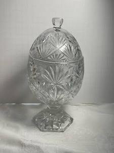 lot 61032 image: vintage egg-shaped pedestal candy dish