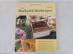 lot 2 image: The Backyard Beekeeper by Kim Flottum 4th Edition Book