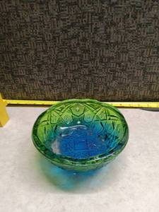 lot 137 image: Vintage Pressed Glass Bowl Green Blue Geometric Design