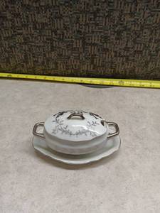 lot 152 image: Vintage Porcelain Covered Serving Dish w 25th Anniversary