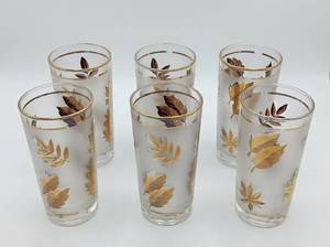 lot 209 image: Vintage Frosted Glass Tumblers w Gold Leaf Design Set of 6