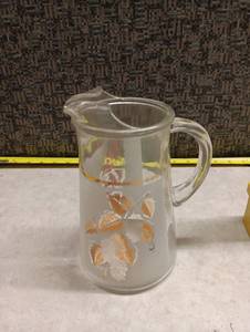 lot 112 image: Glass Pitcher with Hop and Wheat Decoration 9 inch