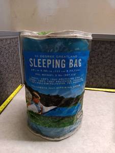 lot 87 image: Greatland 50 Degree Sleeping Bag 59.8 x 28.6 in 2 lbs Fill