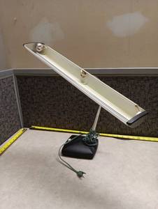lot 95 image: Desk Lamp with Black Base and Adjustable Arm - No Bulb