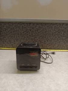 lot 222 image: Soundesign Home Care Air PurifierIonizer