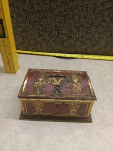 lot 259 image: Linette Metal Decorative Box with Coin Slot