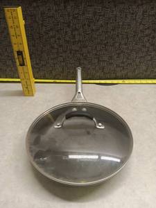 lot 265 image: Calphalon 10in Saute Pan w Glass Lid