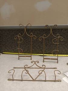 lot 293 image: Decorative Metal Plant Stand Hanger Set (3 pieces)