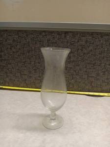 lot 295 image: Clear Glass Pedestal Vase