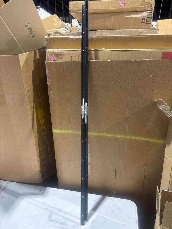lot 1128 image: Slotted rails wHardware