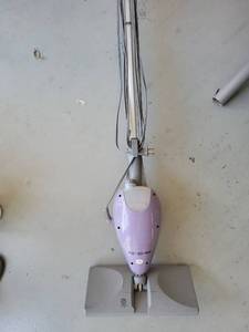 lot 90 image: Shark Steam Pocket Mop with Swivel Handle and Base - Retail $0