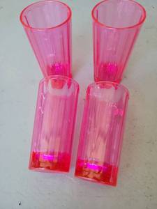 lot 94 image: Drinking Glasses Pink 4-Piece Set - Retail $0