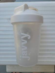 lot 103 image: Jaivy Protein Shaker Bottle with Flip Cap - Retail $0
