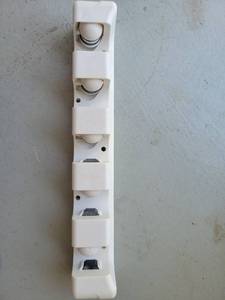 lot 105 image: Broommop holder - Retail $0