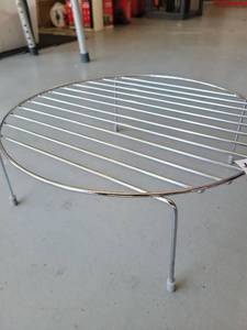 lot 106 image: Cooking stand 13in - Retail $0