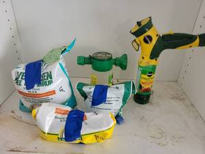 lot 120 image: Garden and Lawn Fertilizer and Sprayer Lot - Plant Food and Liquid Hose Sprayer used - Retail $0