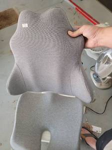 lot 133 image: Gray Lumbar Support Cushion with Neck Pillow Set - Retail $0