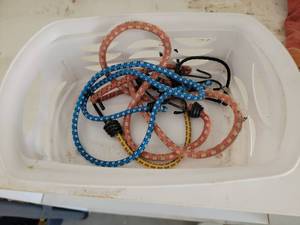 lot 135 image: Lot of 5 Bungee Cords Assorted Colors and Sizes - Retail $0