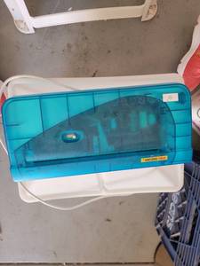 lot 145 image: Office Companion Paper Shredder with Bin - Retail $0