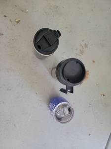lot 154 image: Thermos Travel Mug with Lids, 3 Piece Lot - Retail $0