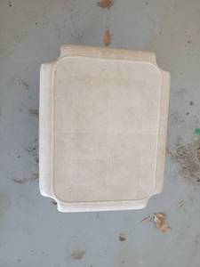 lot 173 image: Rubbermaid Dish Drainer Tray - Retail $0