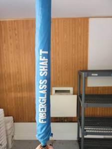 lot 182 image: Bluewhite fiberglass shaft umbrella
