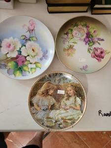 lot 216 image: Lot of 3 Decorative Plates with Floral and Portrait Designs