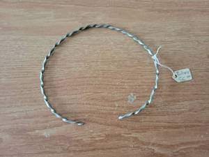 lot 287 image: Silver Twisted Bangle Bracelet
