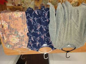 lot 330 image: Coldwater Creek Womens Knit Sweater and shirts Lot 3 Pieces