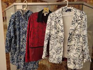 lot 354 image: Clothing Lot 3 Womens Cardigans Sweaters Jackets