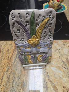 lot 431 image: Mardi Gras Decoration
