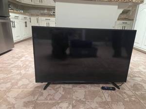 Sharp LC-43LB591U 43 inch LCD TV with Remote