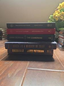 lot 438 image: Fiction Books Lot 5 Titles Grisham Patterson Lapena Michaelides