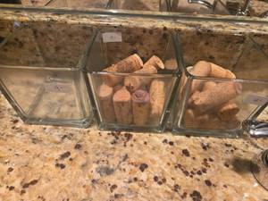 lot 472 image: Wine Corks Lot 3 Pieces Glass Display Containers