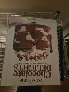 lot 519 image: Four Pack Cook Books