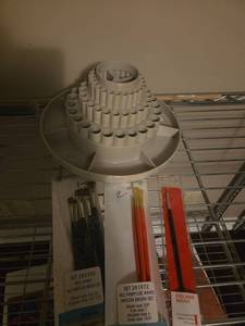lot 537 image: Paint Brush Holder and Brushes