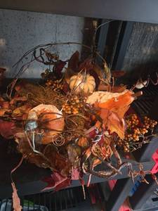 lot 590 image: Fall Autumn Harvest Decorative Floral Arrangement with Leaves Berries Pumpkin