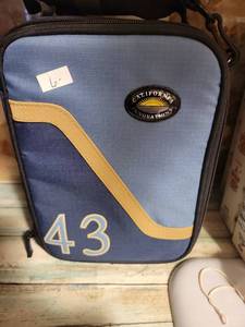 lot 646 image: California Innovations Insulated Lunch Box Bag 43