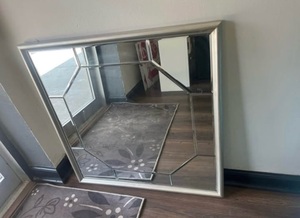 lot 26 image: Kirkland 28x28 Silver Luxe Octagon Wall Mirror 16-209172