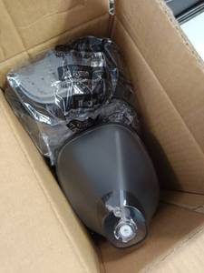 lot 52 image: Portable Garment Steamer LCGT-1202(WA)-H 1800W 300mL 120V