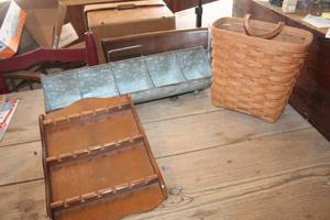 lot 3033 image: Longaberger Basket wliner, Souvenir Spoon Rack & More