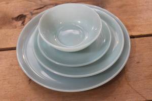 lot 3038 image: Vintage Fire King Turquoise Delphite Blue Dishes No chipscracks